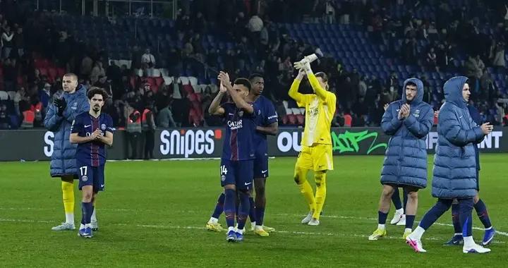 巴黎近10個賽季第三次法甲前25輪至少輸4場，此前兩次均未奪冠