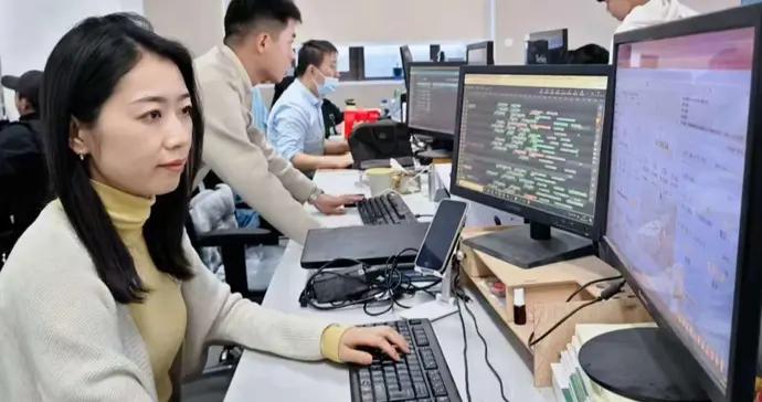 從籤派席到數字屏，她爲民航運行裝上“智慧大腦”