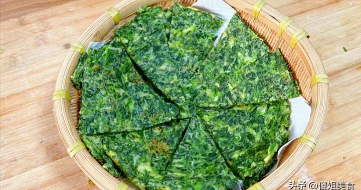 早餐別再喫包子了！這道薺菜雞蛋餅，5分鐘出鍋，鮮到骨子裏！