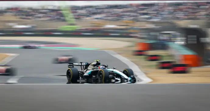 杆位出發帶回勝利，19歲新星安東內利登頂F1中國大獎賽，首奪分站賽冠軍