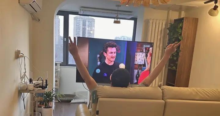 30歲男生買下50㎡“刀把戶型”，主臥改成客廳，次臥雙窗太舒服