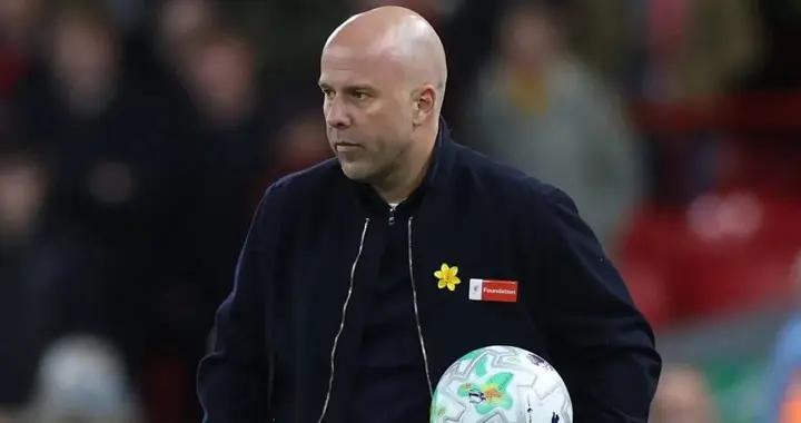 TA：球迷提前退場+噓聲，斯洛特需扭轉局面以挽回球迷信任