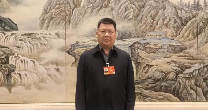 全國人大代表、桂林灕江風景名勝區戰略發展處副主任湯建偉：讓“徒步灕江”成桂林新IP