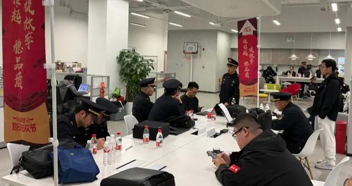 央視315曝光租賃電動自行車“狂飆”，記者現場直擊：正覈查篡改速度等行爲