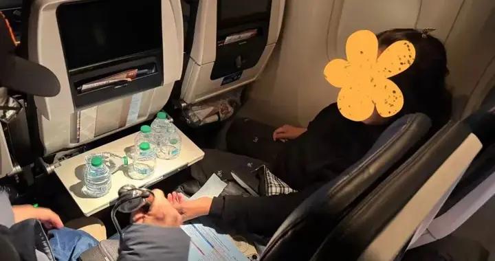 溫暖“醫”瞬 | 乘客萬米高空突發腎結石 安貞醫生及時出手施救