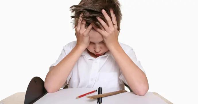 越盯孩子越走神？原來“監視”正是摧毀注意力的“隱形兇手”！