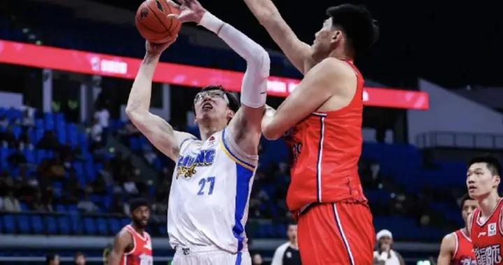 徐昕：面對周琦+麥基確實壓力山大，有很多東西要向他們學習