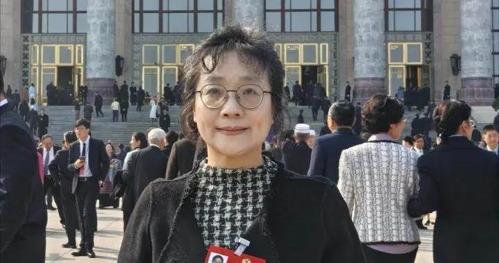 全國政協委員，中國民族博物館黨委副書記、副館長鄭茜：讓各族羣衆在旅途中相遇、相知、相融