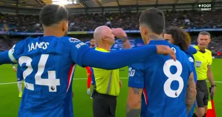 太陽報：藍軍球員開場前圍圈是球員自發行爲，想展示球隊團結