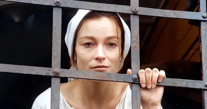 《復活》女主角瑪絲洛娃很有可能是殺人犯：男主角是被欺騙的傻子