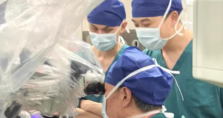 多疾纏身遇良醫，跨院聯動護安康——成功救治複雜成人重症患者