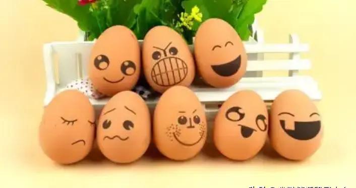 剛出爐的14個超好笑的笑話，都是高能爆笑笑話，看一次笑一天