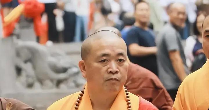 3天2晚收費1萬，釋永信再添罪狀，女網紅爆料姐妹們爭着去方丈室