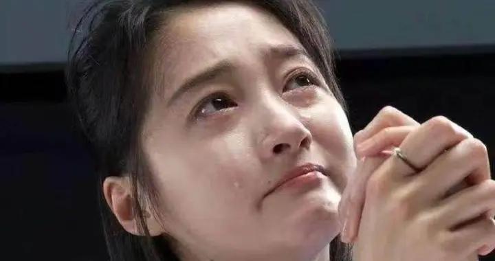 陪玩陪睡僅冰山一角，繼關曉彤事件後，博主再次揭露內娛的陰暗面