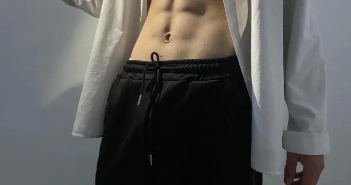 男人要練腰！堅持這 5 個動作，腰力會越來越強！