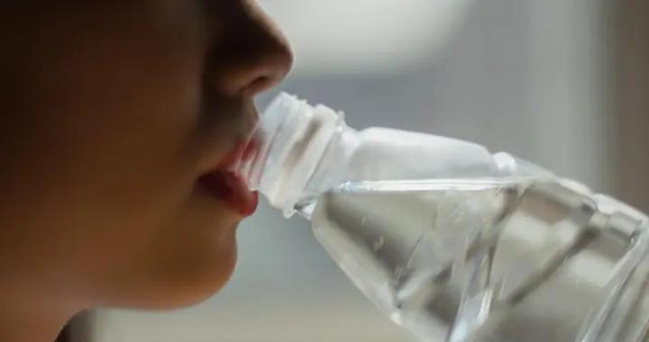 運動後口渴喝什麼？不是冰水也不是含糖飲料，科學選擇看這裏