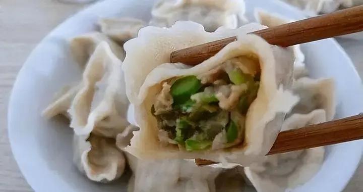 春天包餃子，這個餡別錯過，比韭菜、薺菜餡還鮮，大人小孩都愛喫