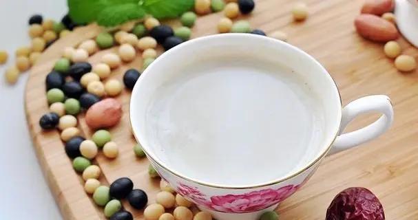 6款春季養肝豆漿，一週不重樣，早餐換着喝，養出紅潤好氣色