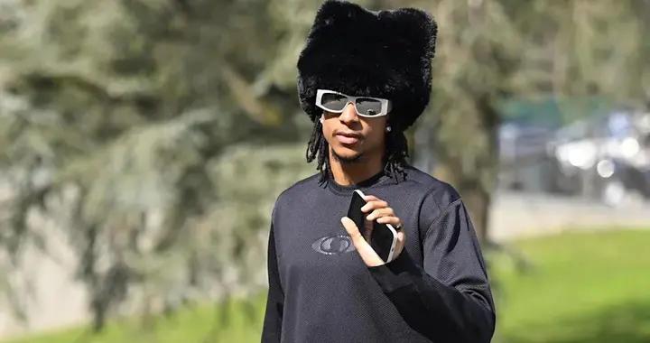 圖片報：奧利塞前往法國隊報到時的整套穿搭價格約2530歐元