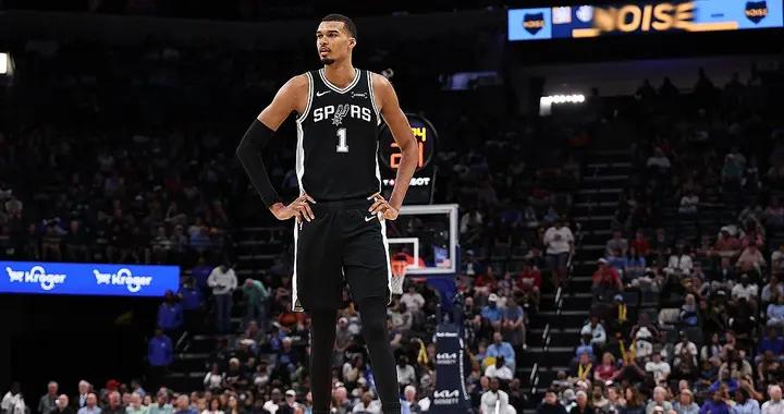 穩了？近20年NBA官方倒數第三期MVP榜榜首的球員，都當選最終MVP