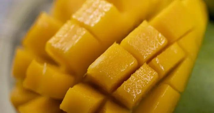 減肥期間能喫芒果嗎？醫生提醒：控制好量和時間，營養又減脂