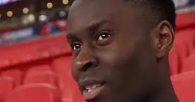 格伊：沒想到踢日本會戴上隊長袖標，這會是我反覆回味的經歷