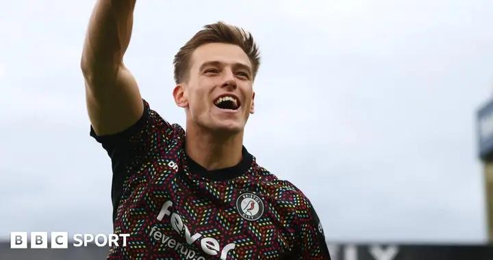 外租門將維特克：偶像是切赫；賽季結束會和曼聯規劃發展道路