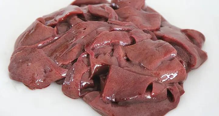 頭髮白得快愁壞了？其實是這幾種營養素“告急”，喫對食物能改善