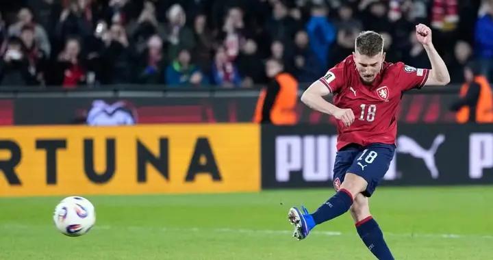 捷克中場：踢丹麥之前我們練了一週點球；紹切克告訴我該怎麼踢