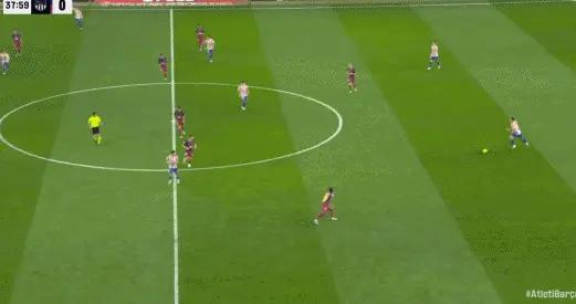 半場：馬競1-1巴薩，朱利亞諾-西蒙尼、拉什福德破門，岡薩雷斯染紅