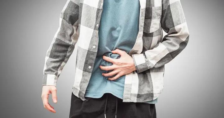 喫錯東西、運動後總肚子疼？尤其左邊底下疼，大概率是這幾個原因