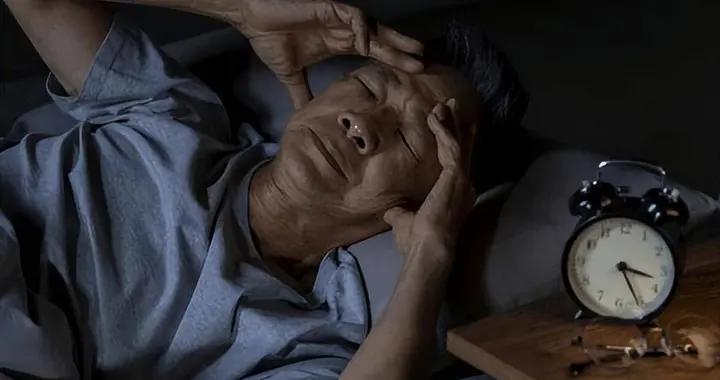 中國5大“助眠”食物，蓮子排第四，第一名我們天天見，卻喫的少