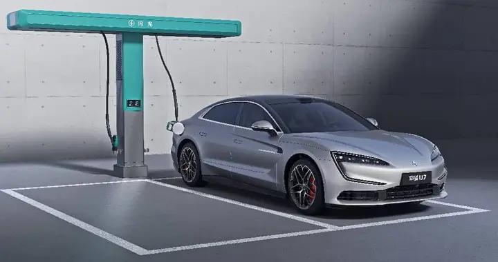 第二代刀片電池+閃充，仰望U7 2026款帶來極致時間掌控力