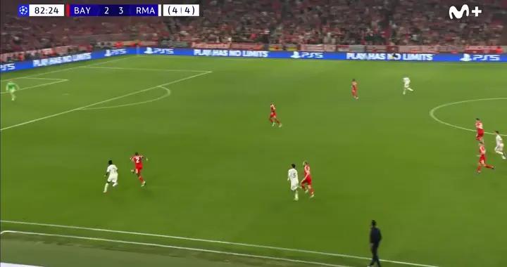 貝林厄姆不滿維尼修斯沒傳球，後者回應：閉嘴吧