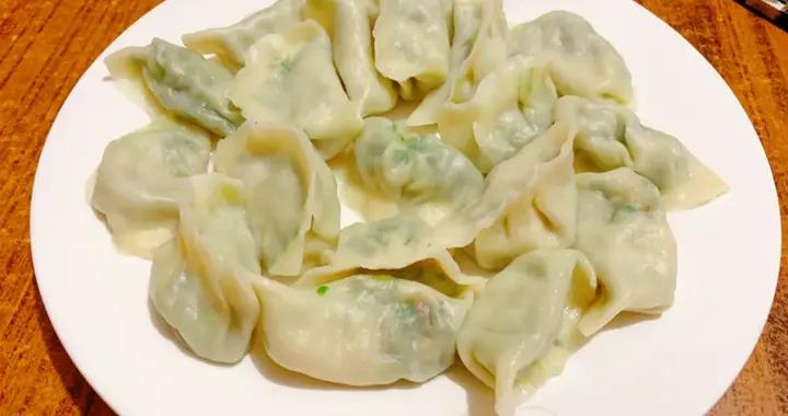 包韭菜餡餃子，記住“2不放”，很多人忽略了，難怪不如餃子店香