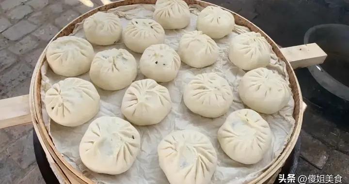 蒸包子，我家就愛喫這個餡！比韭菜薺菜還當季！清香好喫，太香了