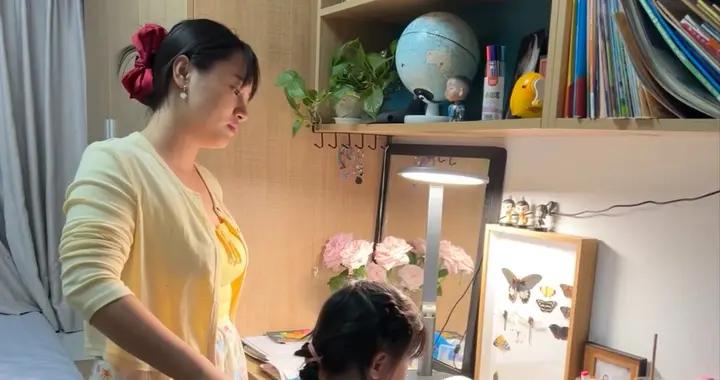 從小“被嘮叨”和“不被嘮叨”的孩子，長大後區別很大，別忽視了