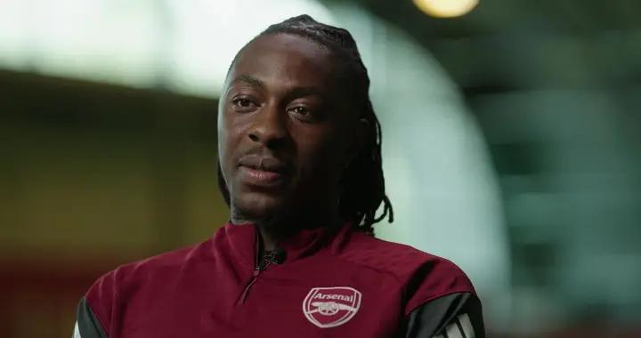 外界噪音？埃澤：我儘量不去過多關注，這是足球的一部分