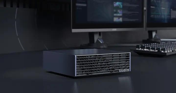 技嘉AI TOP ATOM工作站：一人一機，搞定千億參數