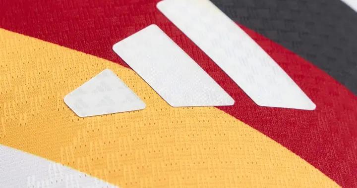 阿迪世界盃球衣將三道槓條紋融入球衣圖案，可能違反FIFA規則