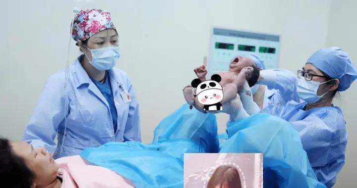 產婦生完孩子後醫生爲啥懟屁股給媽看？難道當媽不配第一個看臉？