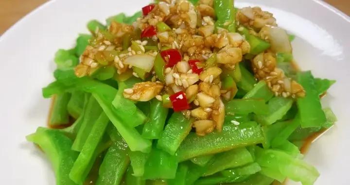 立夏將至，黃瓜絲瓜都靠邊！學會這道涼拌菜，脆嫩爽口超下飯！