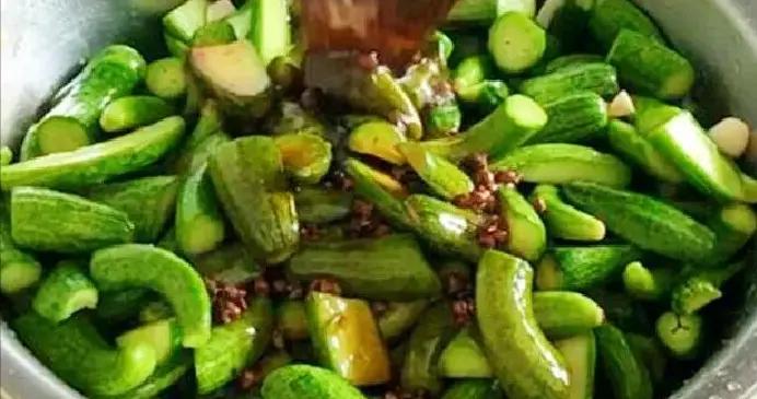 4月，遇到這菜別手軟，才2塊錢一斤，一次做好存冰箱，省事又解饞