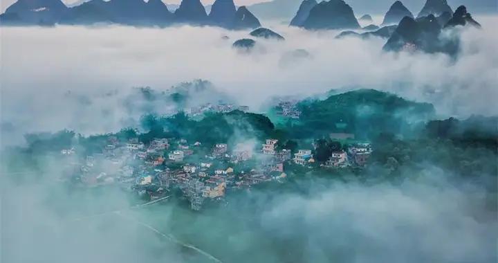 挖到寶了！廣西這座被嚴重低估的小城，私藏世界級山水，綠過荔波