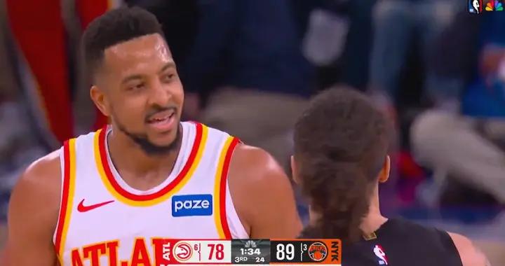 誰發揮罵誰，紐約主場球迷開始高喊“法克CJ”