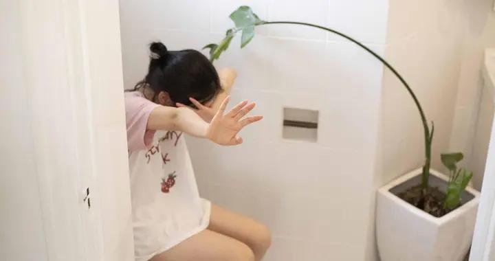 女性小便刺痛？別當“上火”忍！這3類原因可能在“搞鬼”