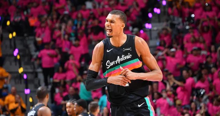 22歲107天，文班亞馬成爲NBA歷史最年輕的DPOY得主