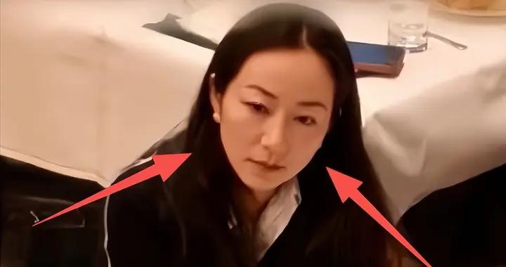 42歲韓雪大變樣！薄嘴脣吊梢眼面相變兇，和大佬聚餐人脈廣不差錢