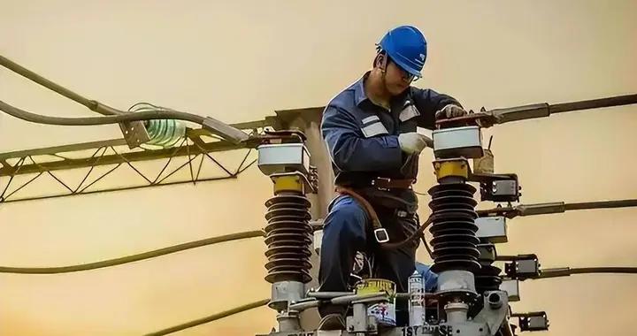 同樣是通電用電，爲何美國堅持用110伏，中國卻統一選220伏？