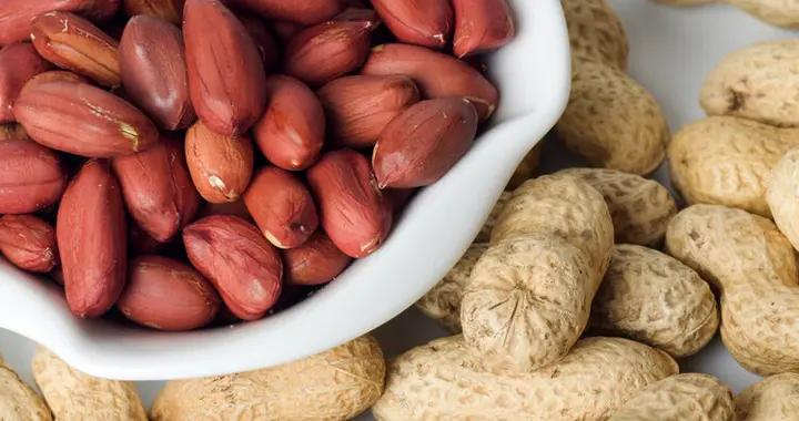 喫花生，能養生！7.5萬人研究發現：“最佳花生用量”對血管有益